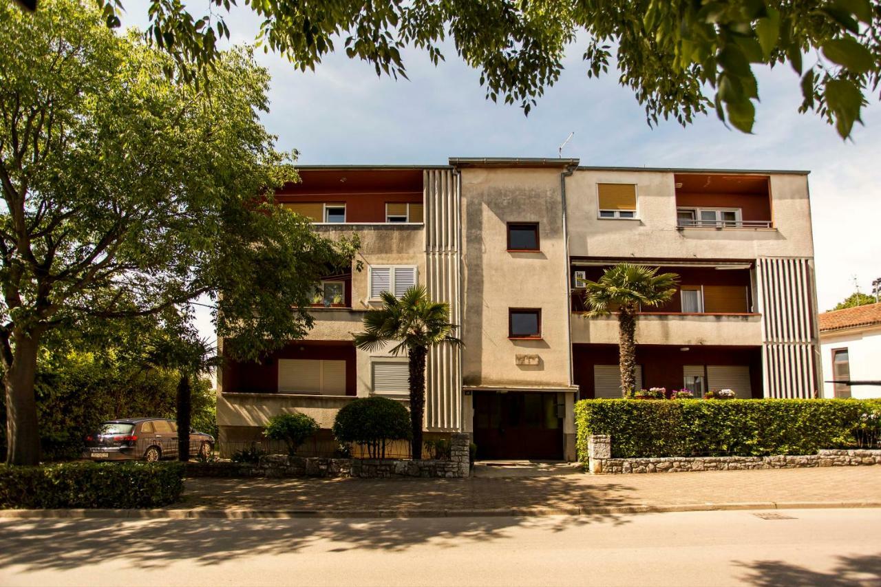 Apartman Barbara Ровинь Экстерьер фото